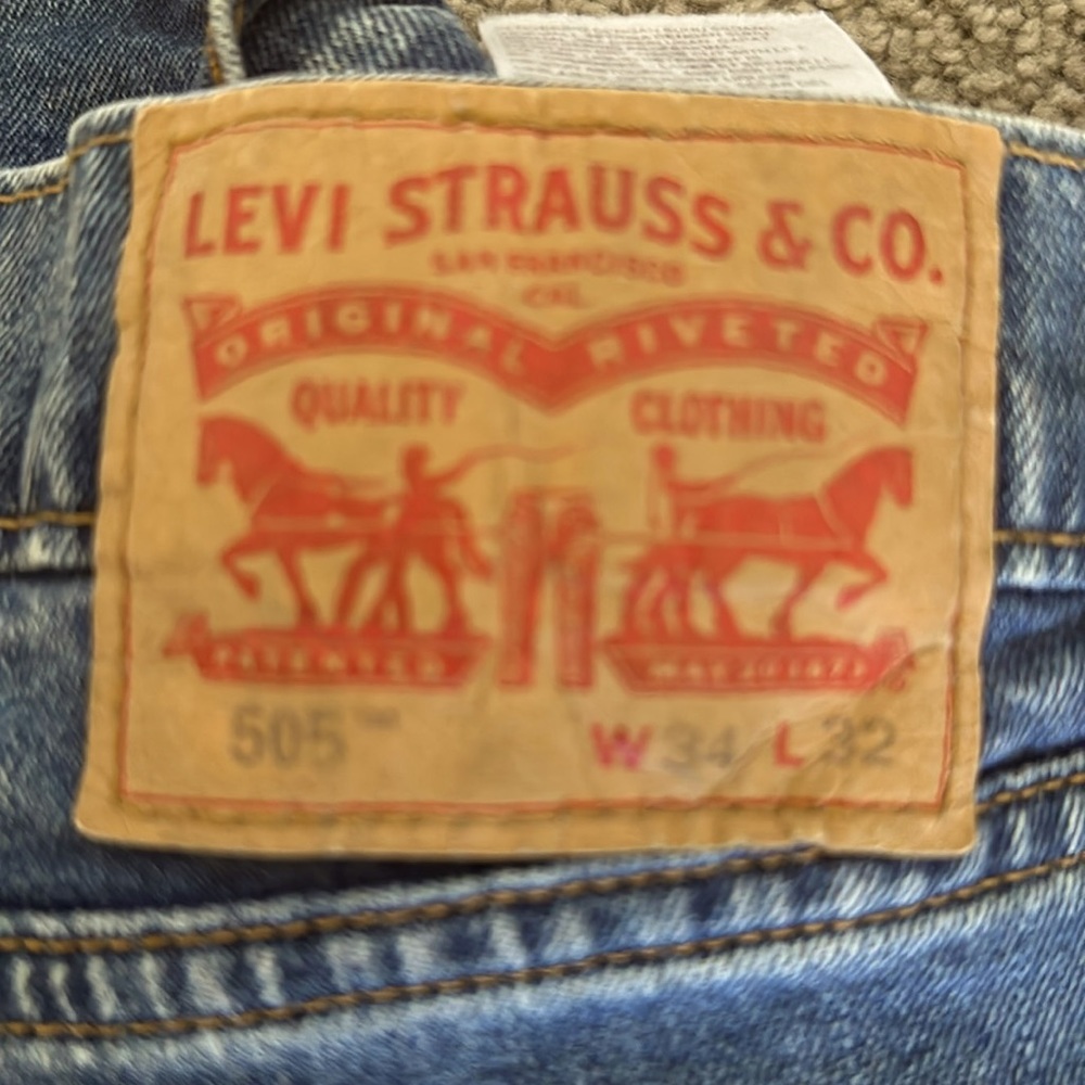 3 pairs of men’s Authentic Levi Jeans 3 pairs for $50